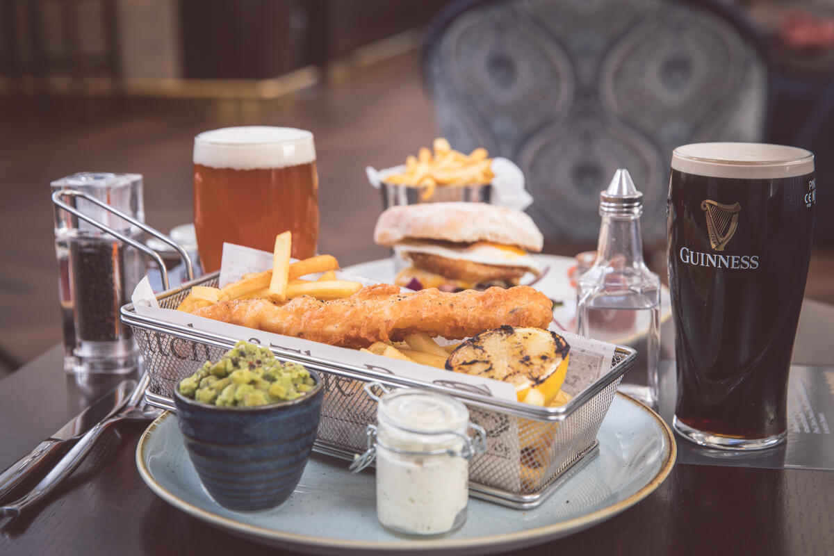 Food & Flavors of Ireland’s North – 5-Day Private Chauffeur Vacation